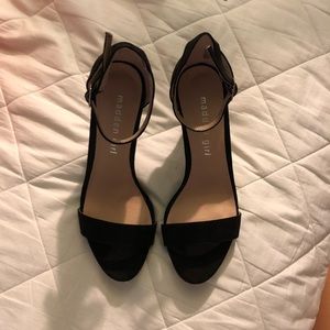 Madden Girl Ankle Strap Heels Black size 6